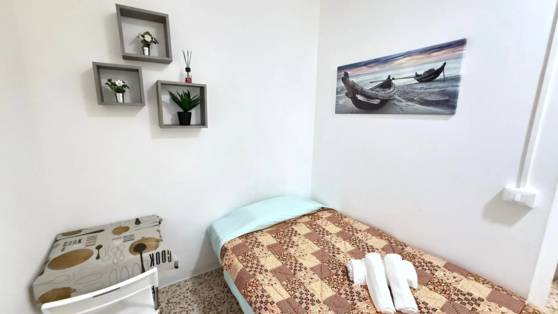 Guest house Netflix - Vicino Al Centro - Via Rometta Suite Sassuolo